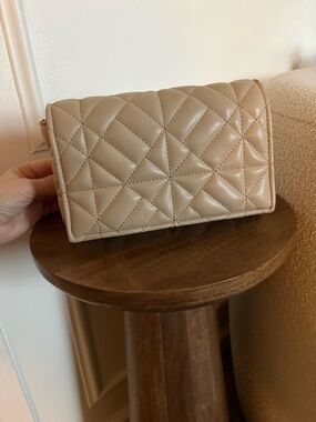 Zara Quilted Beige  vegan Leather Bag - Women's Shoulder Purse